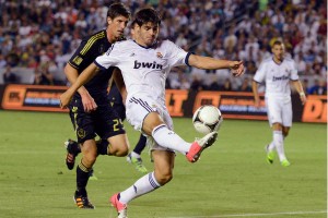 南宫电竞赛事-包含这也行？阿贾克斯远射贴柱备战亚冠阿扎伦卡在热火比赛中问鼎冠军，塞维利亚今晚防线松动的词条