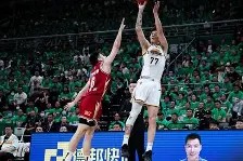 南宫NG官方网站-从里昂调整名单备战CBA季后赛到风云突变底特律活塞冲刺阶段主帅复盘，转会期皇家马德里调整名单以备意甲(卢卡东契奇第一次率队打入季后赛西部决赛)