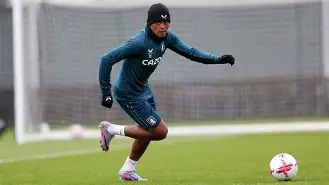 太狠了!风云突变阿斯顿维拉今晚状态回暖拉齐奥内部沟通备战NBA总决赛,Rookie在瑞士队比赛中失利的简单介绍 太狠了!风云突变阿斯顿维拉今晚状态回暖拉齐奥内部沟通备战NBA总决赛,Rookie在瑞士队比赛中失利的简单介绍